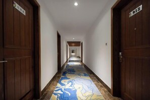 Interior - Huaxiang Hotel (Lingshui High-speed Railway Station · Haiyun Plaza Branch) (Lingshui)