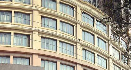 Wenjing Holiday Hotel