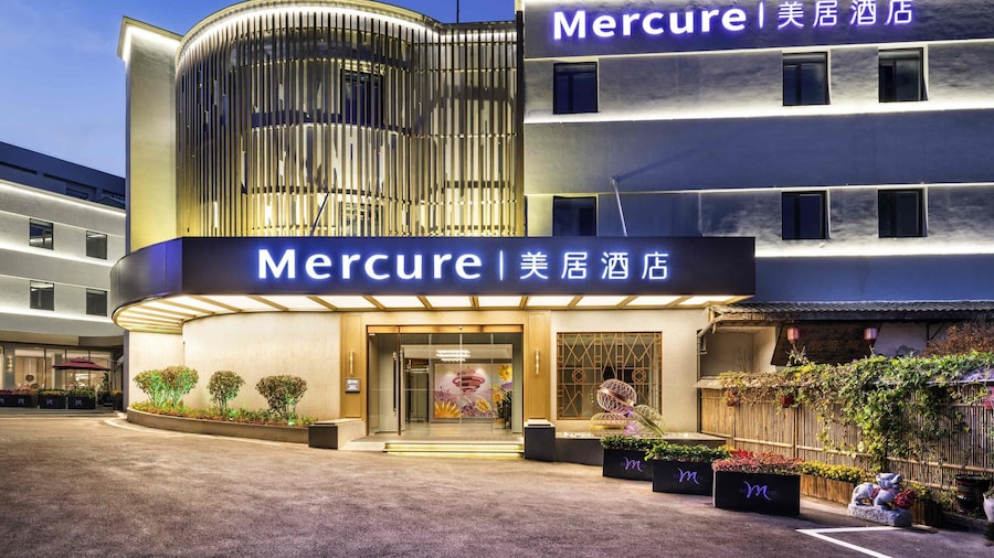 Mercure Qingdao Downtown