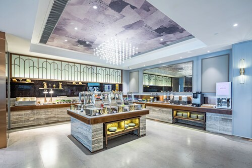 Mercure Qingdao Downtown