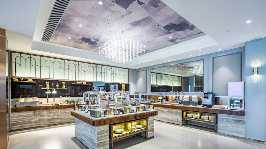 Mercure Qingdao Downtown