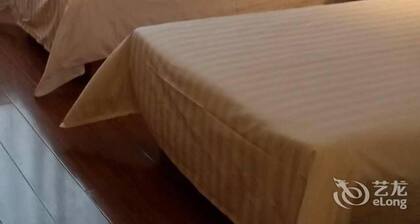 Home Inn Jinan Quancheng Square Branch