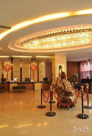 Lobby - Wanjiahao Hotel - Jiuzhaigou (Ngawa Autonomous Prefecture)