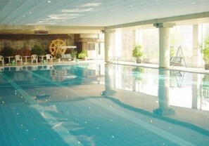 Indoor pool - Debao Hotspring Conference Center (Fangshan)