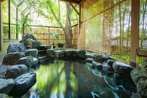 Hot springs - Dogo Onsen Funaya (Matsuyama)