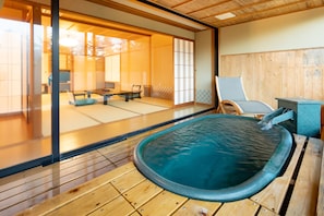 Japanese Style Room with Outdoor Bath, Non Smoking | In-room safe, bed sheets - Hotel Keisui (Omachi)