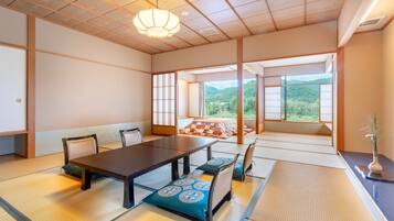 Japanese Room with Hori-gotatsu, Non Smoking | In-room safe, bed sheets