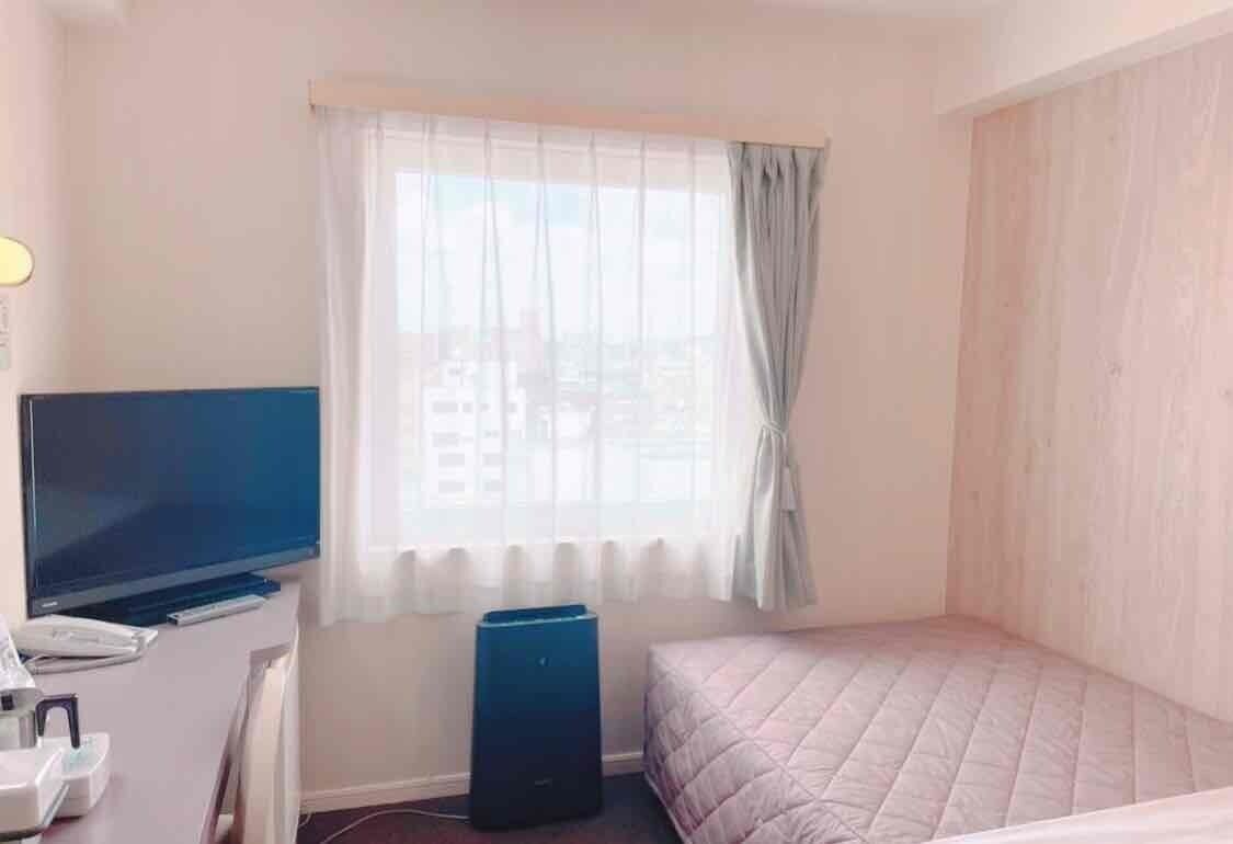 Cofres nos quartos, escrivaninha, Wi-Fi de cortesia
