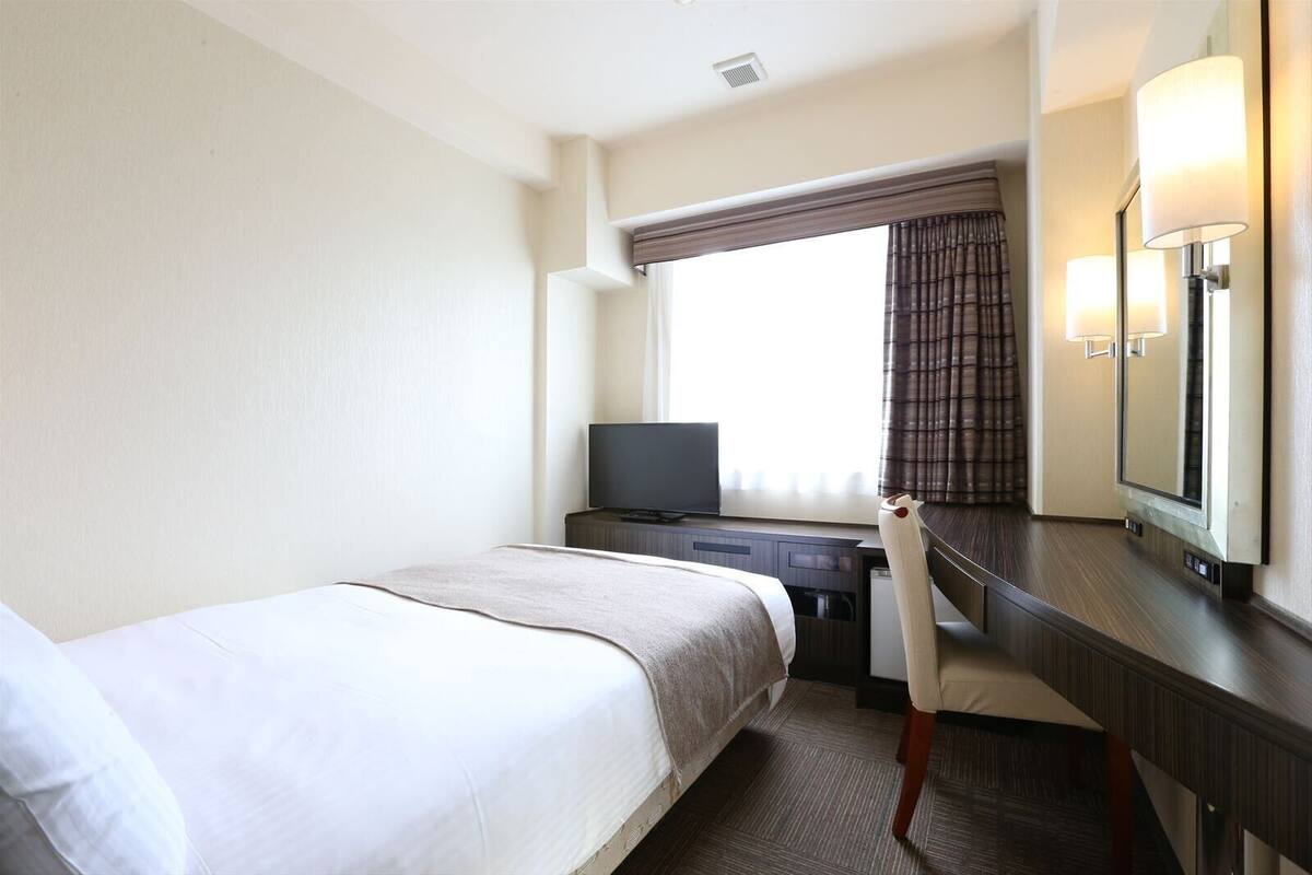 ห้องซิงเกิล, ปลอดบุหรี่ | ผ้านวมขนเป็ด, โต๊ะทำงาน, ผ้าม่านกันแสง, Wi-Fi ฟรี