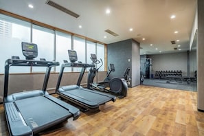 Fitness facility - Hotel Lungwood (Tokyo)