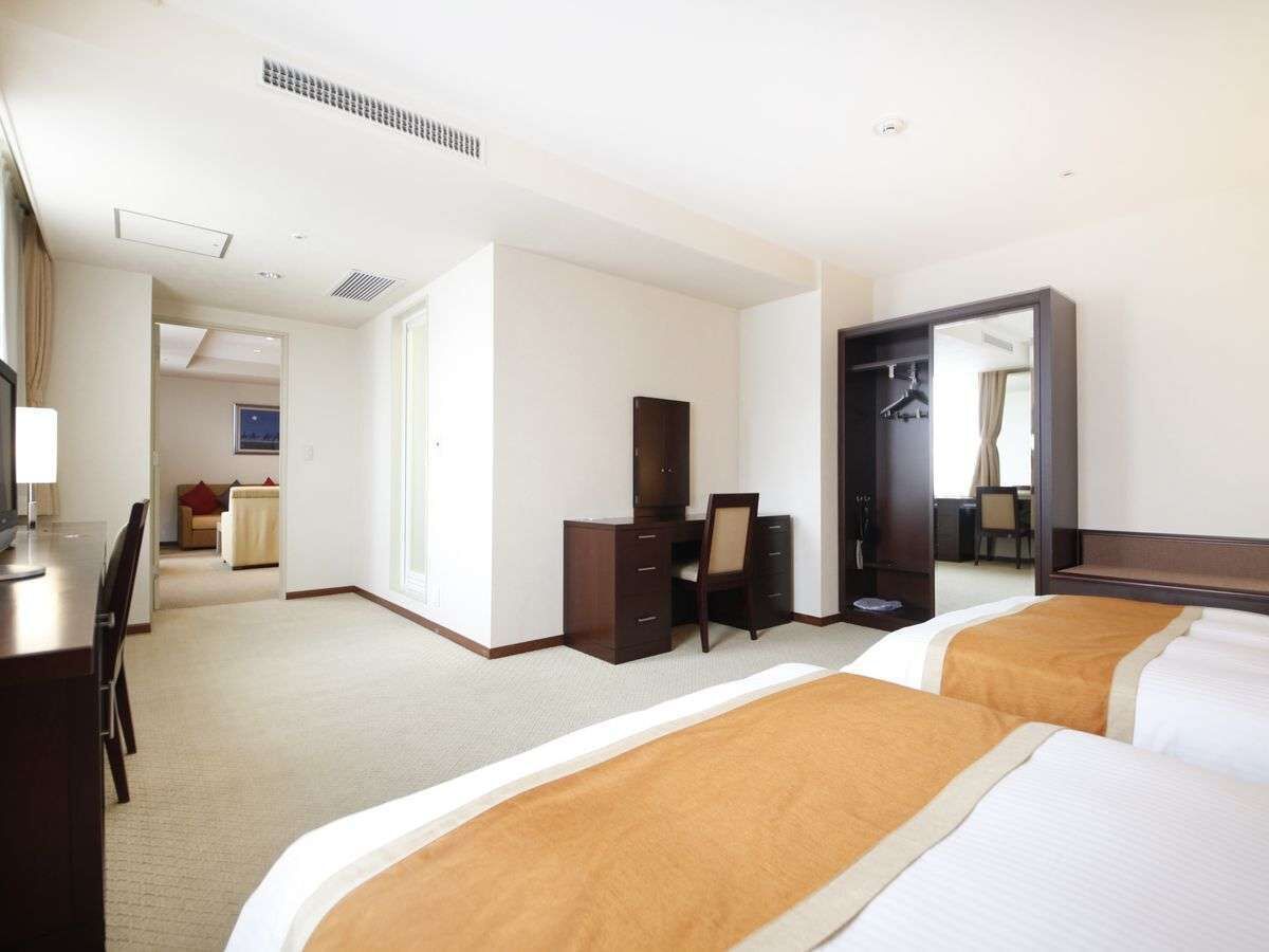 Rollaway beds