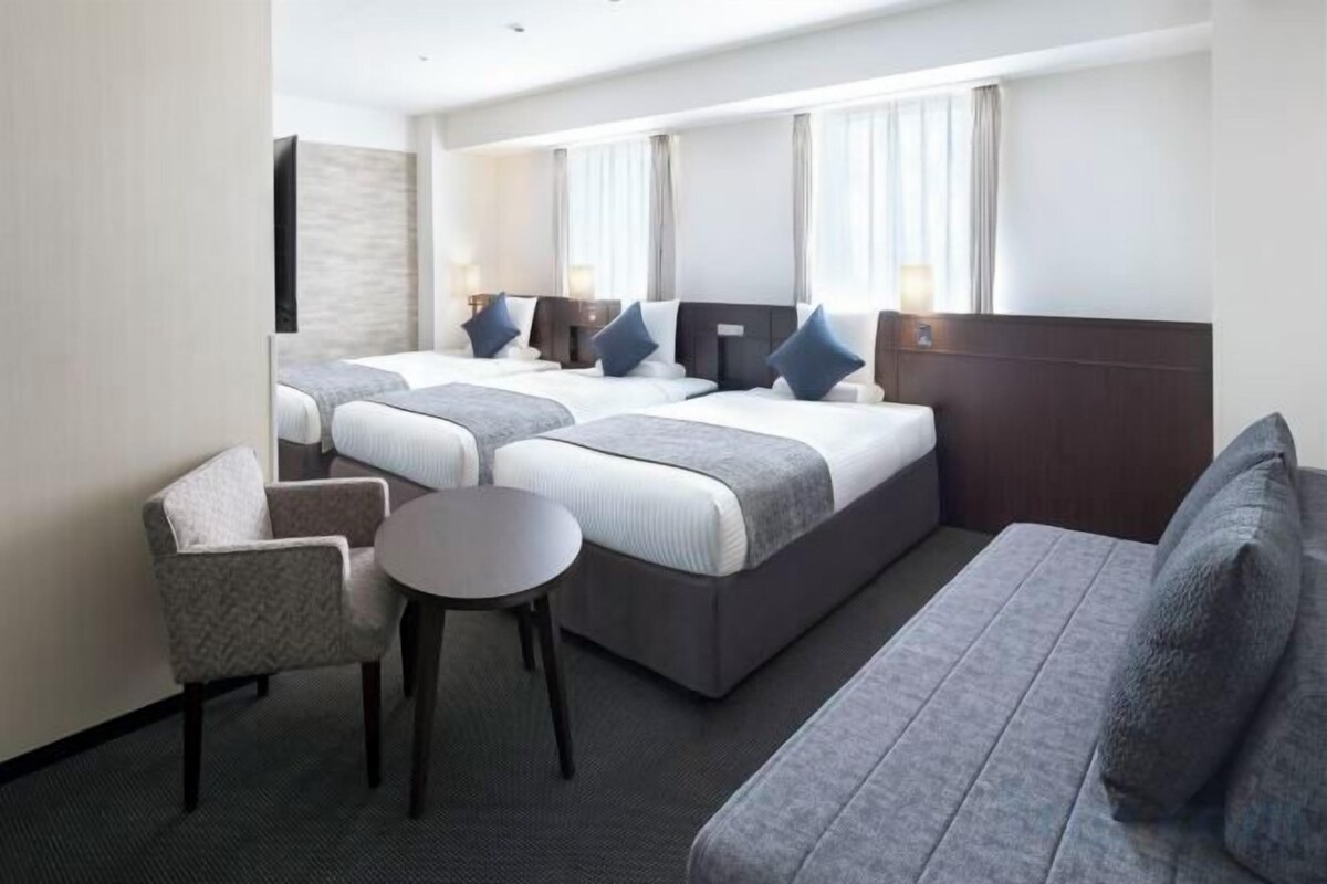 Rollaway beds (surcharge)