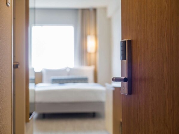 Rollaway beds - Hotel Lungwood (Tokyo)