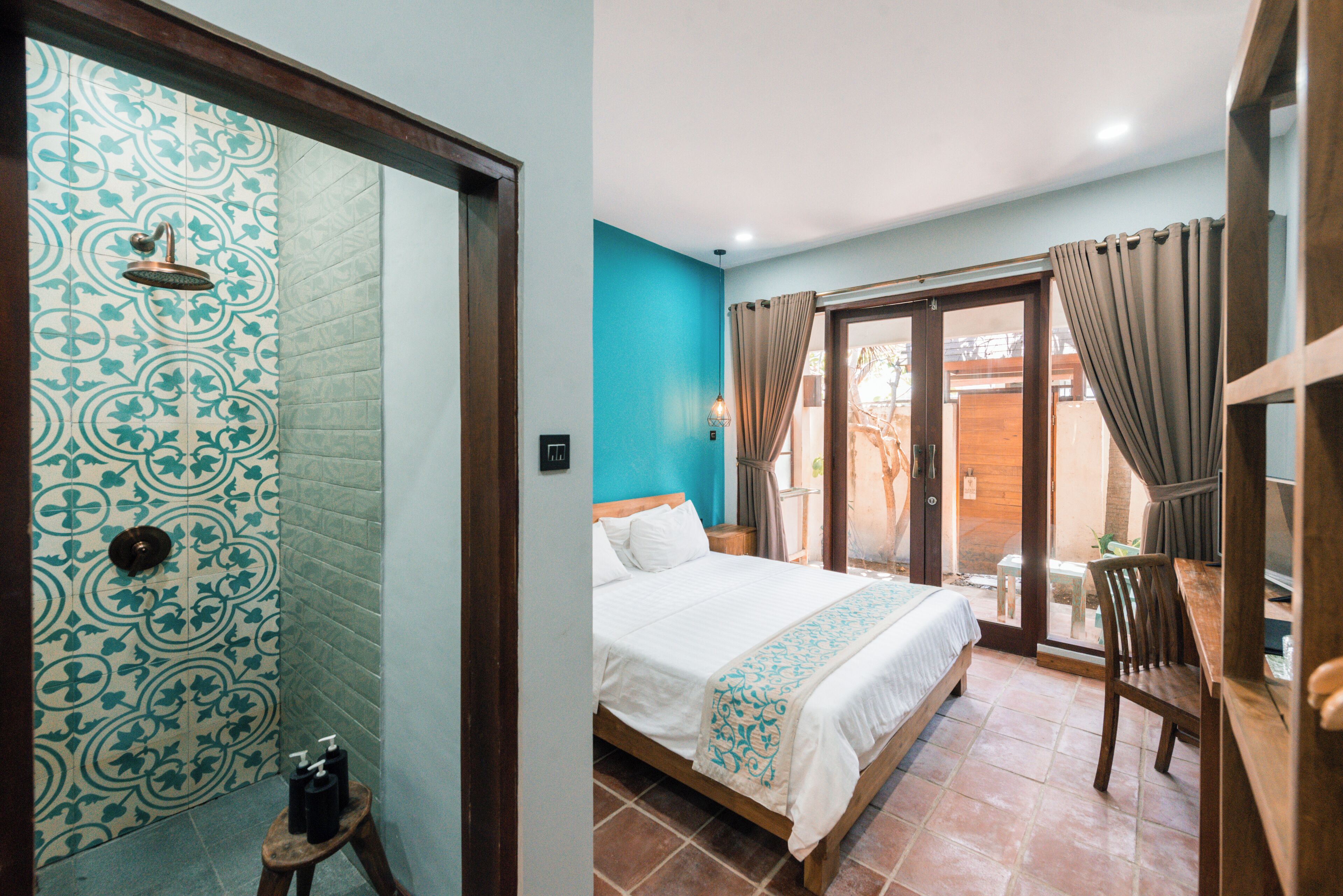 budget double room | 1 bedroom, premium bedding, minibar, in-room safe