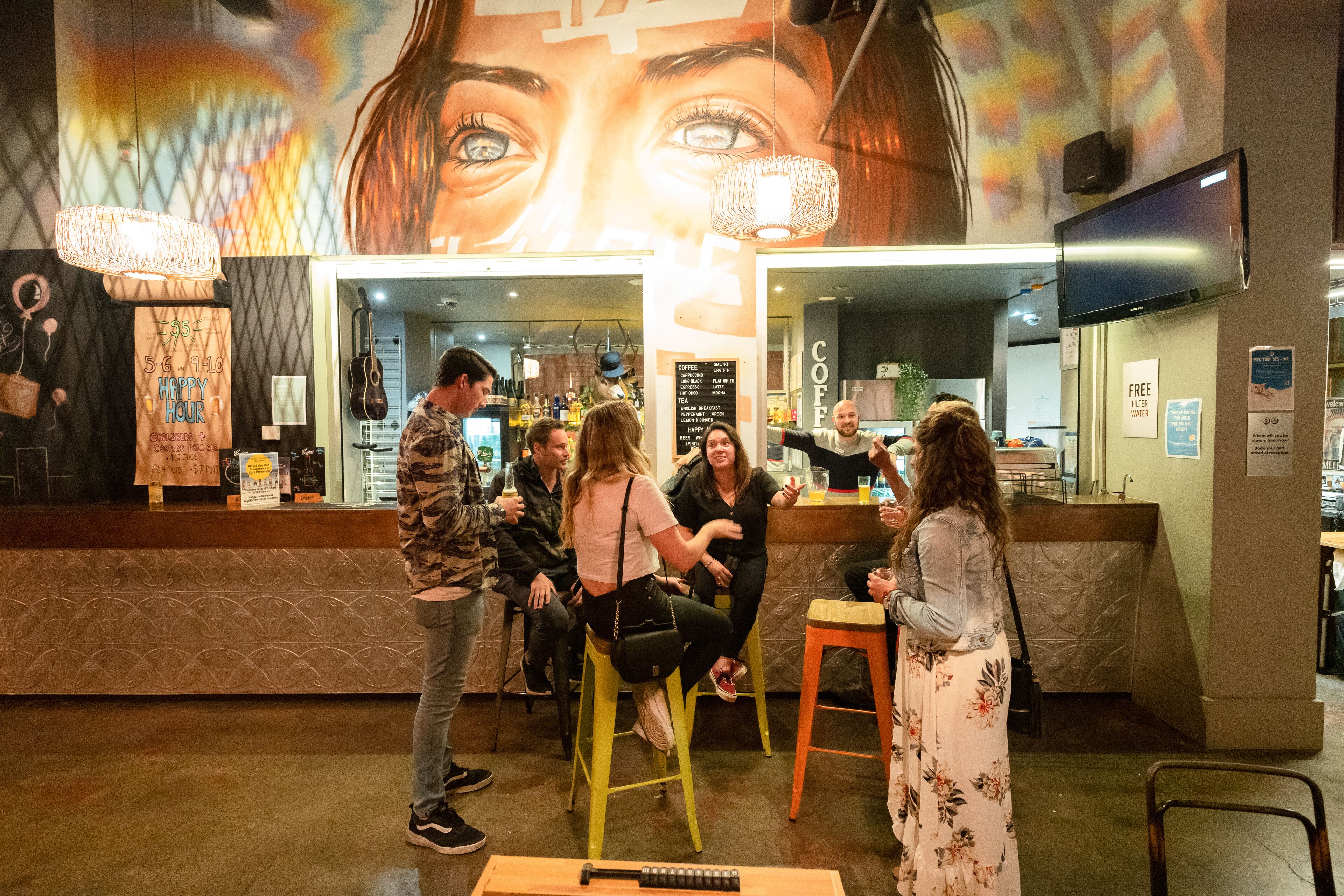 Photo - YHA Melbourne Central