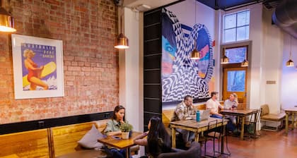 YHA Melbourne Central