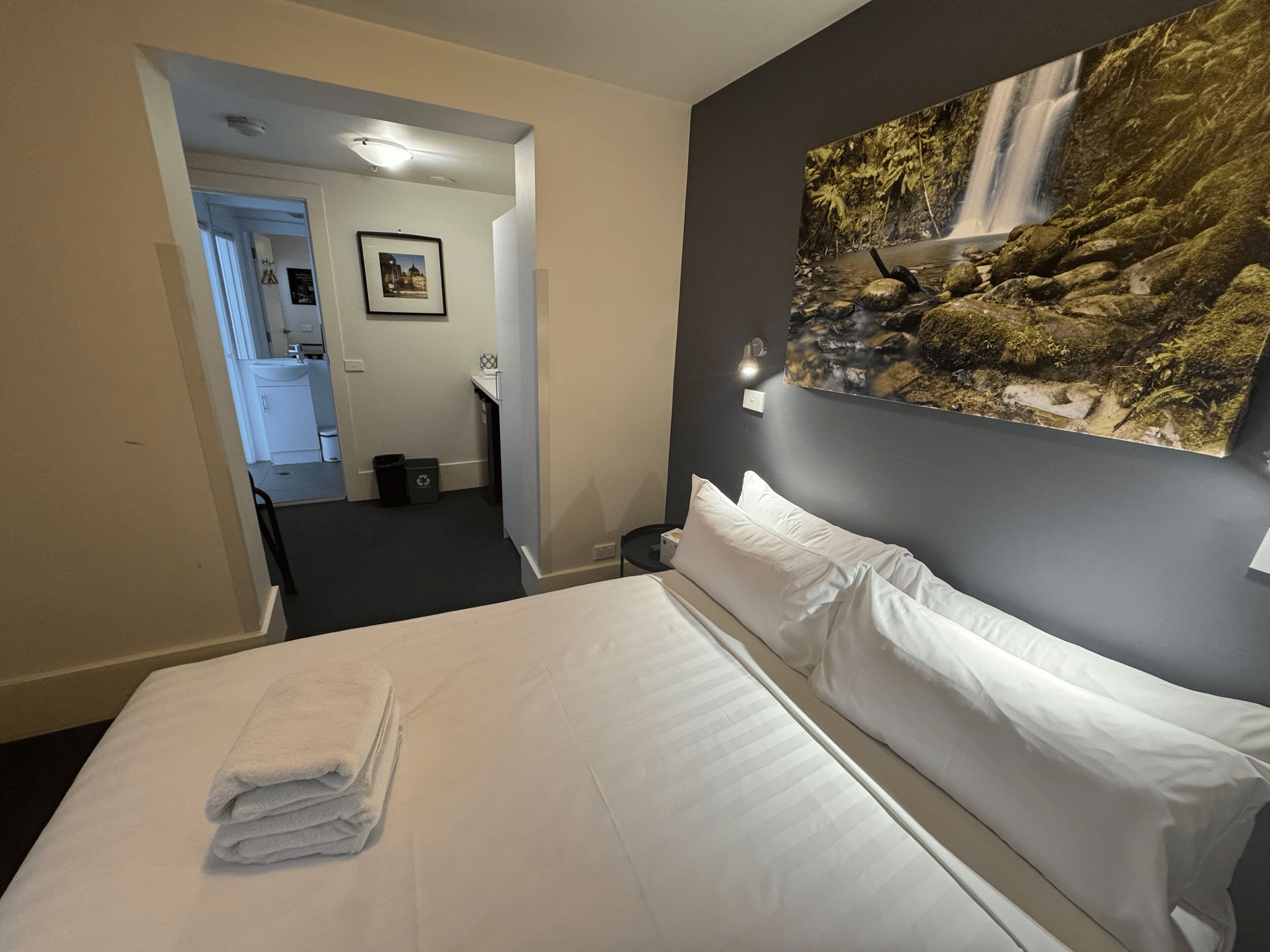 Photo - YHA Melbourne Central