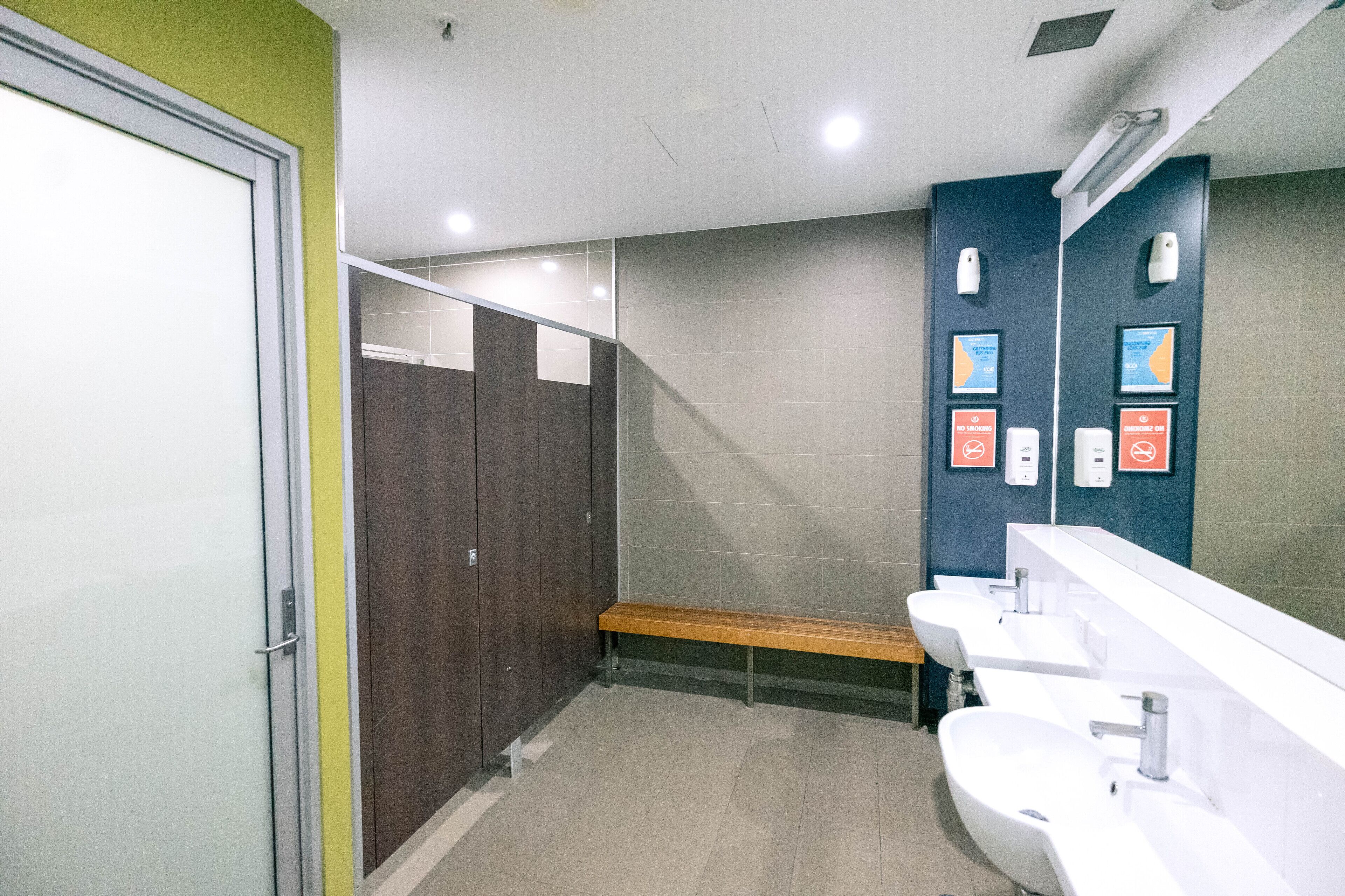 Photo - YHA Melbourne Central