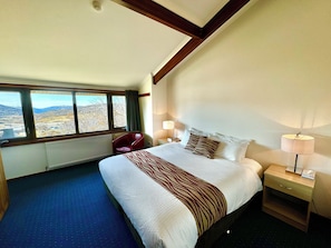 Premier-Dreibettzimmer