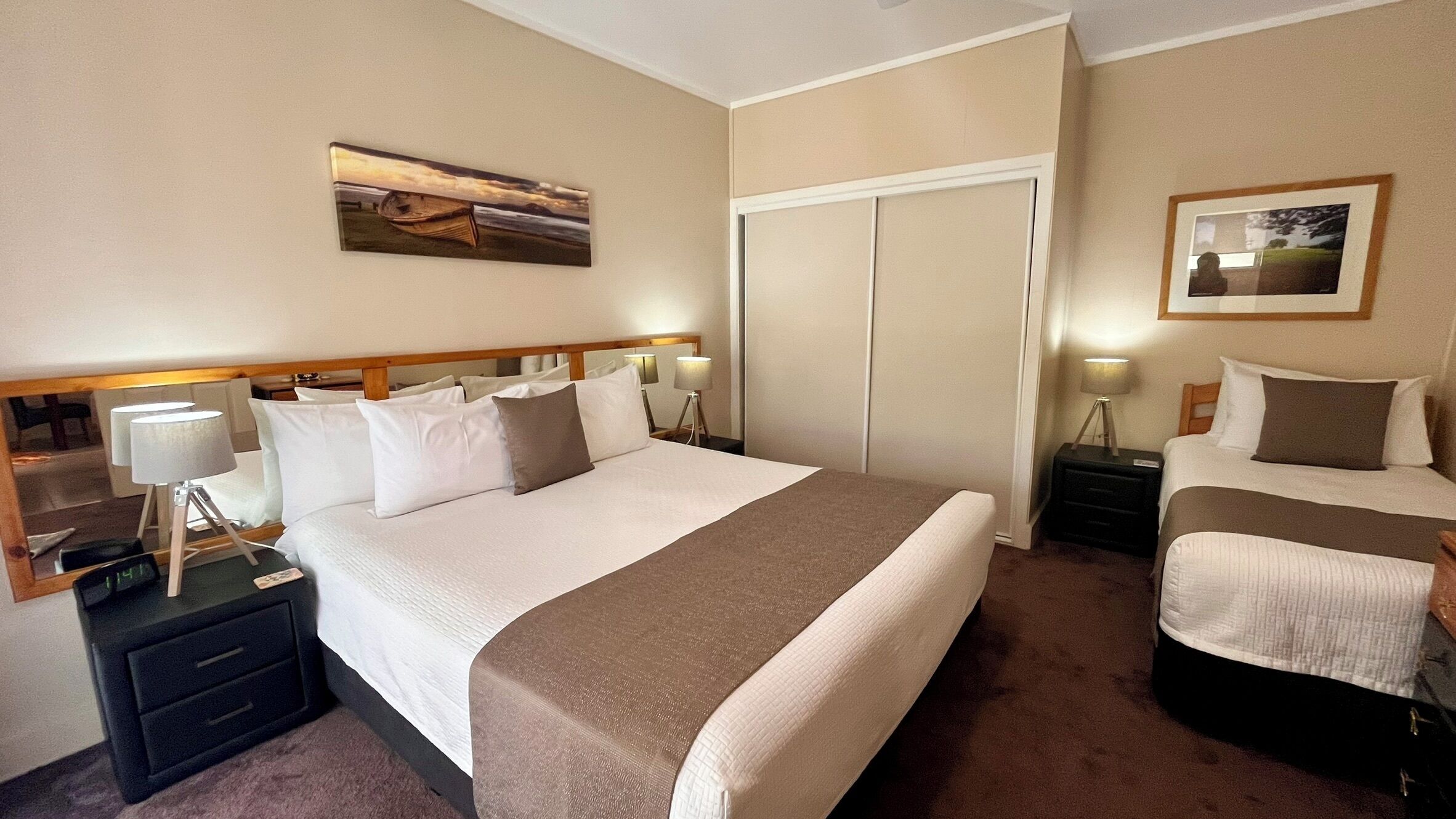 Superior-lejlighed - 1 soveværelse - køkken - udsigt til have (Car Included) | 1 soveværelse, individuelt design, individuel indretning, skrivebord