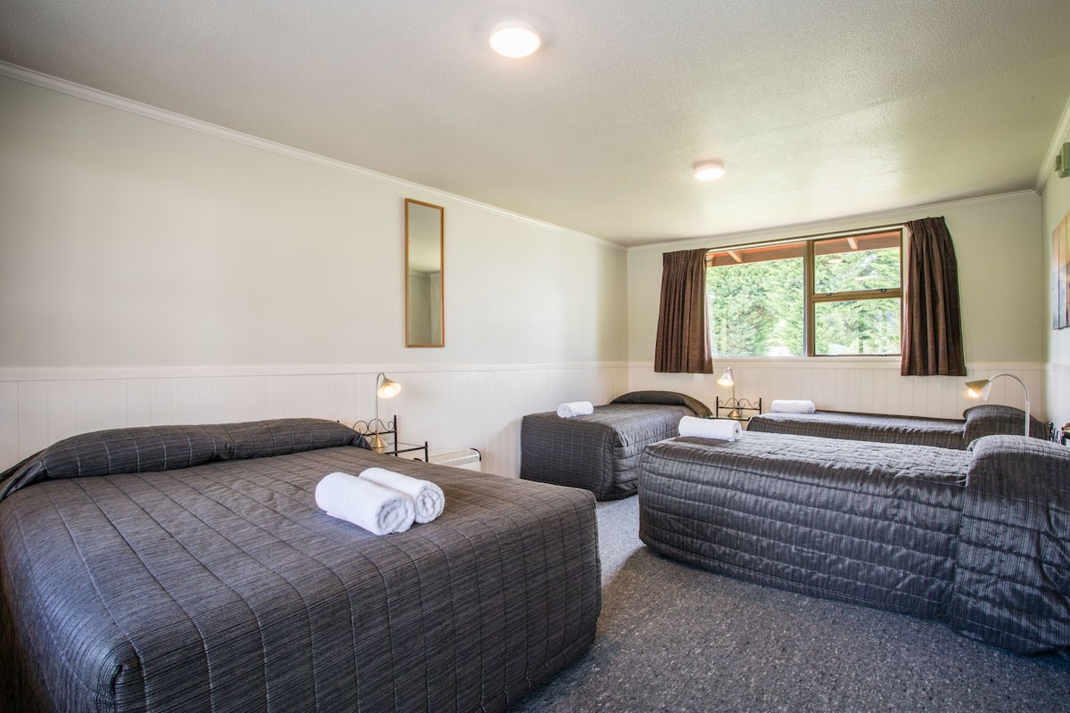 Familien-Suite, 2 Schlafzimmer, Nichtraucher | Bettwäsche