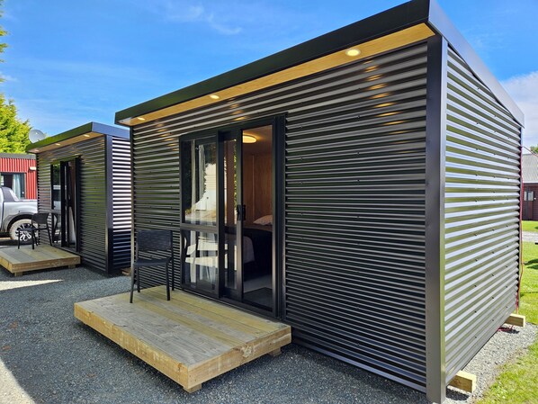 Bed sheets - Te Anau Top 10 Holiday Park (Te Anau)