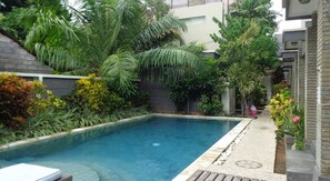 Utomhuspool