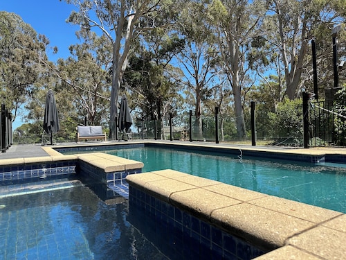 The Grand Oaks Resort