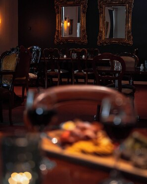 Restaurant - The Grand Oaks Resort (Beechworth)