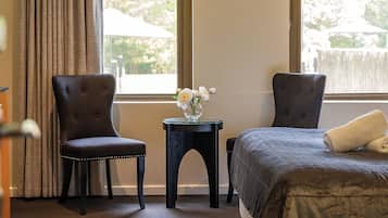 Standard Room (King Suite)