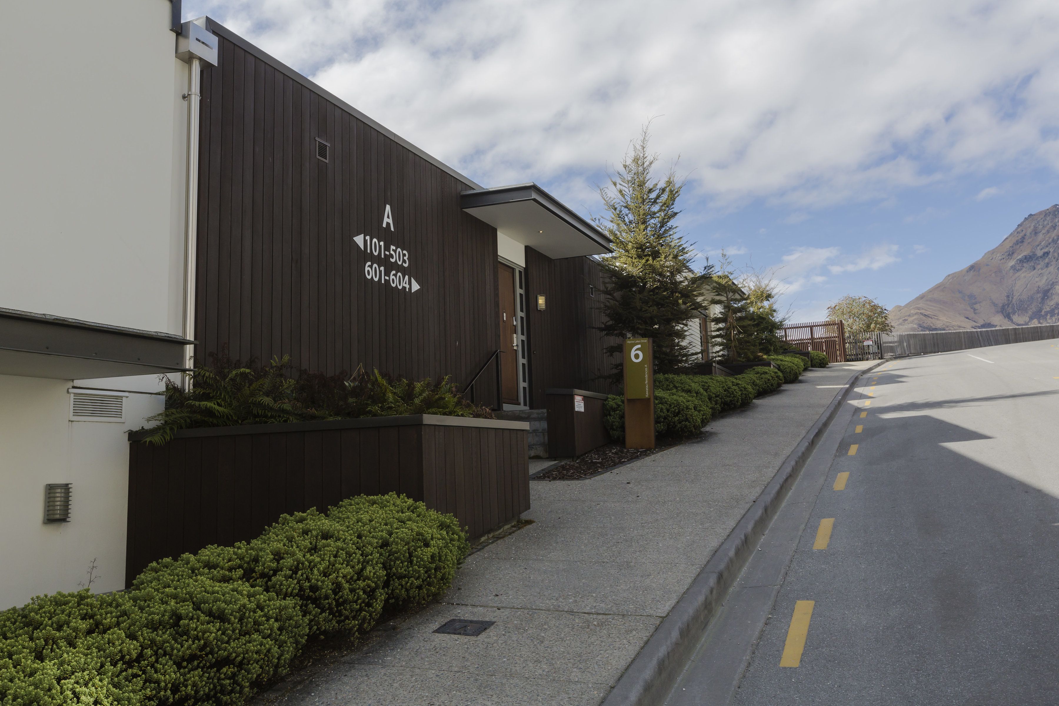 Photo - Queenstown Village Apartments