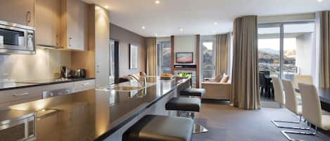 XPenthouse, 3 Bedrooms | Private kitchen | Full-sized fridge, microwave, oven, stovetop