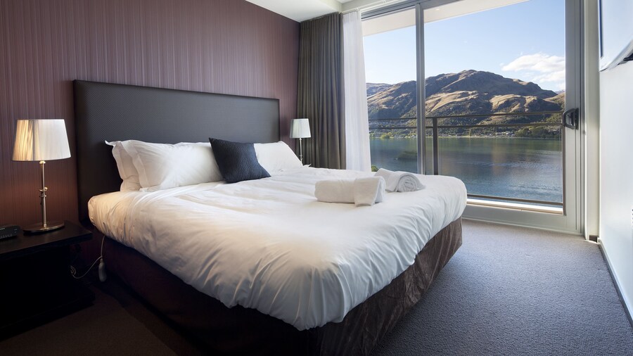 Queenstown Village Apartments