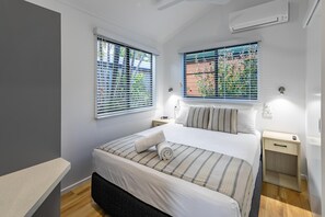 2 Bedroom Villa | 熨斗/熨衣板、免費無線上網、床單