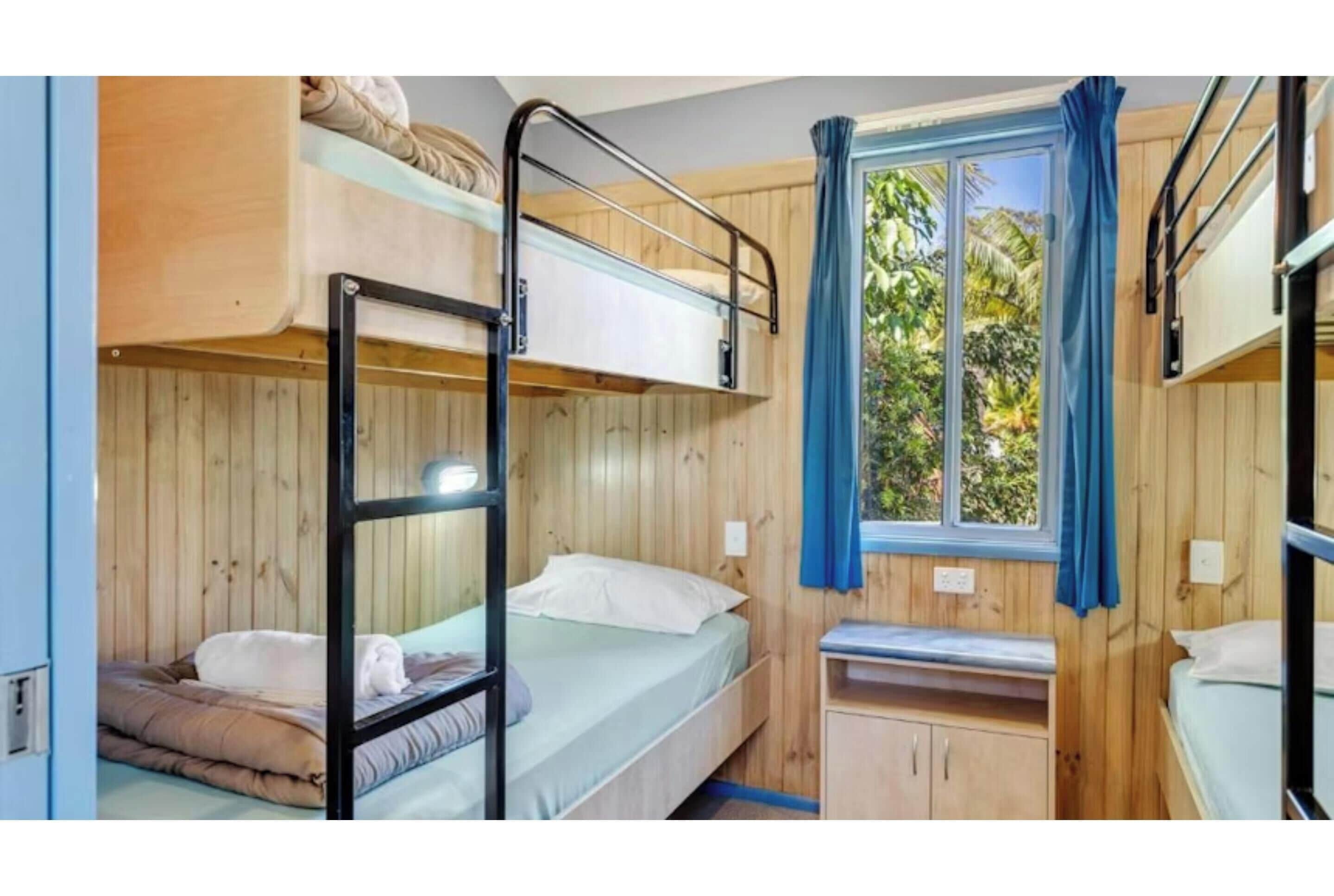 Standard 2 Bedroom Cabin - S6 (1QB, 2BB)