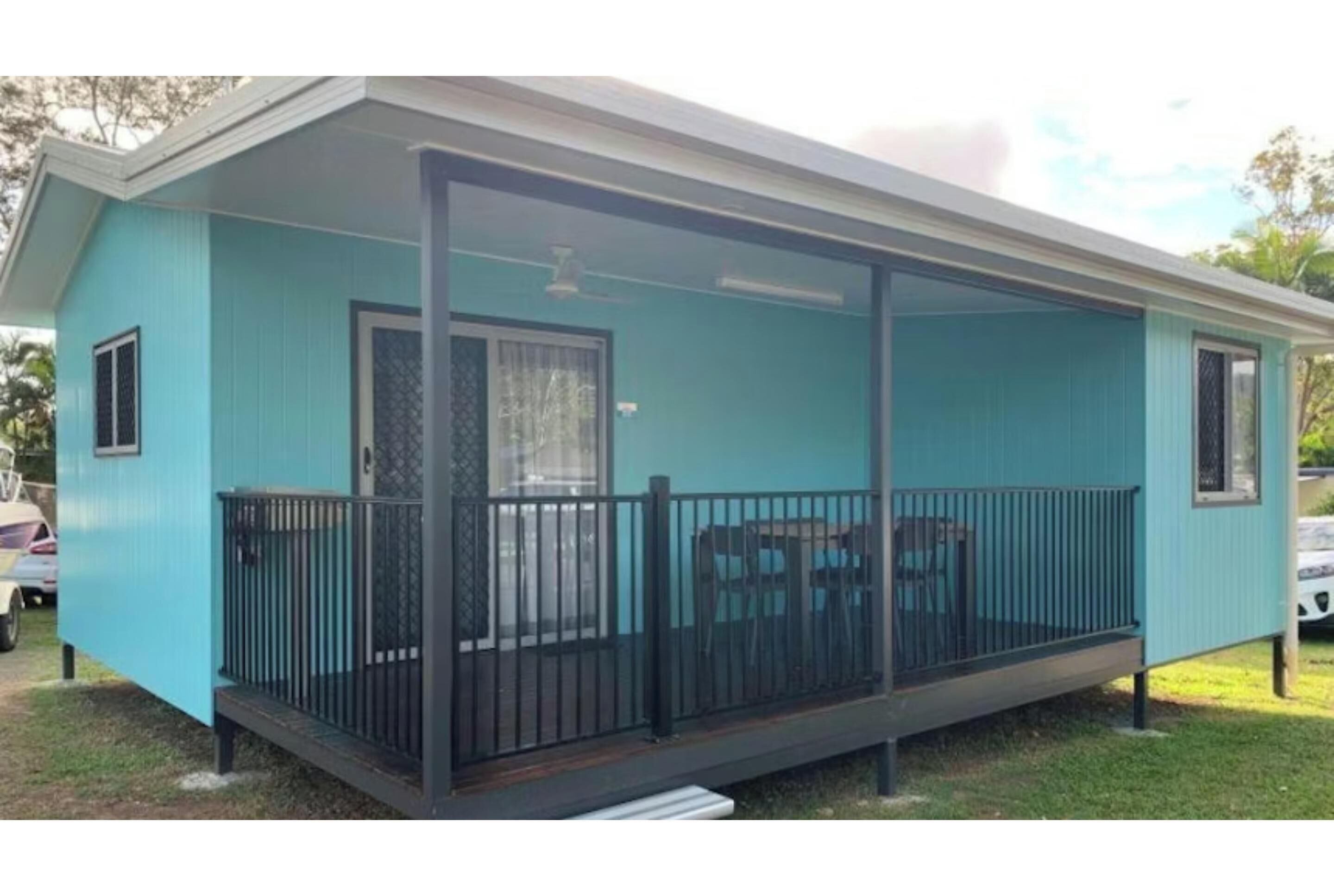 Standard 2 Bedroom Cabin - S6 | Terrace/patio