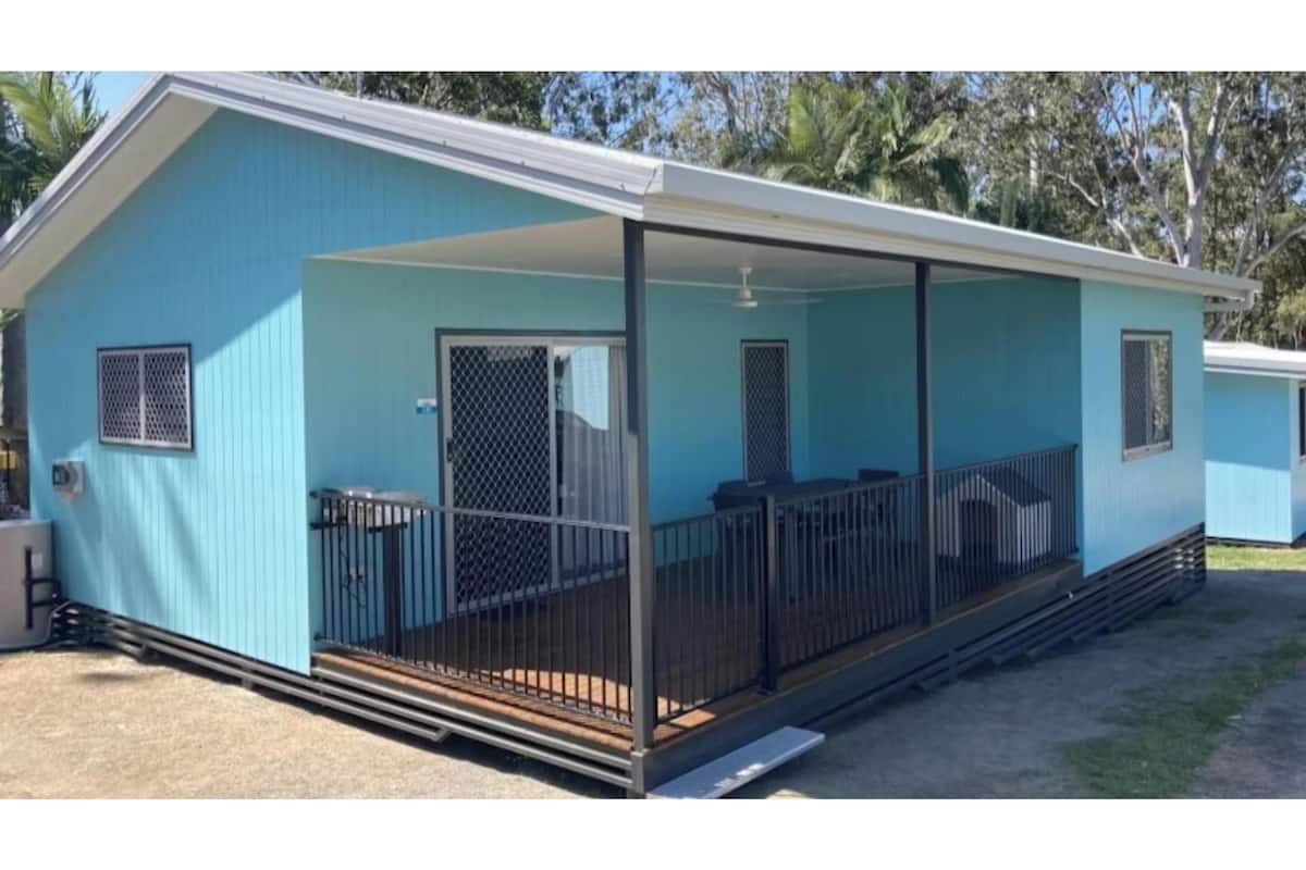 Superior 2 Bedroom Cabin - S6 | Terrace/patio