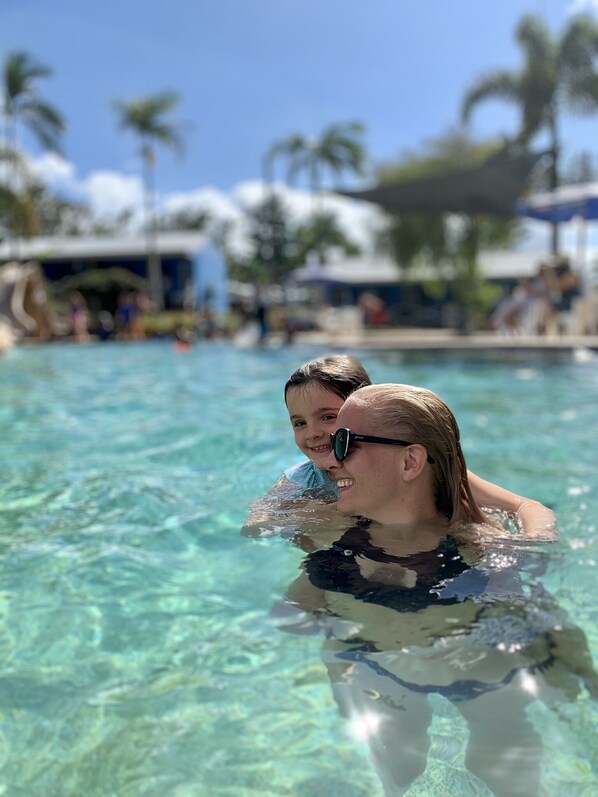 Outdoor pool - Discovery Parks – Lake Tinaroo (Tinaroo)