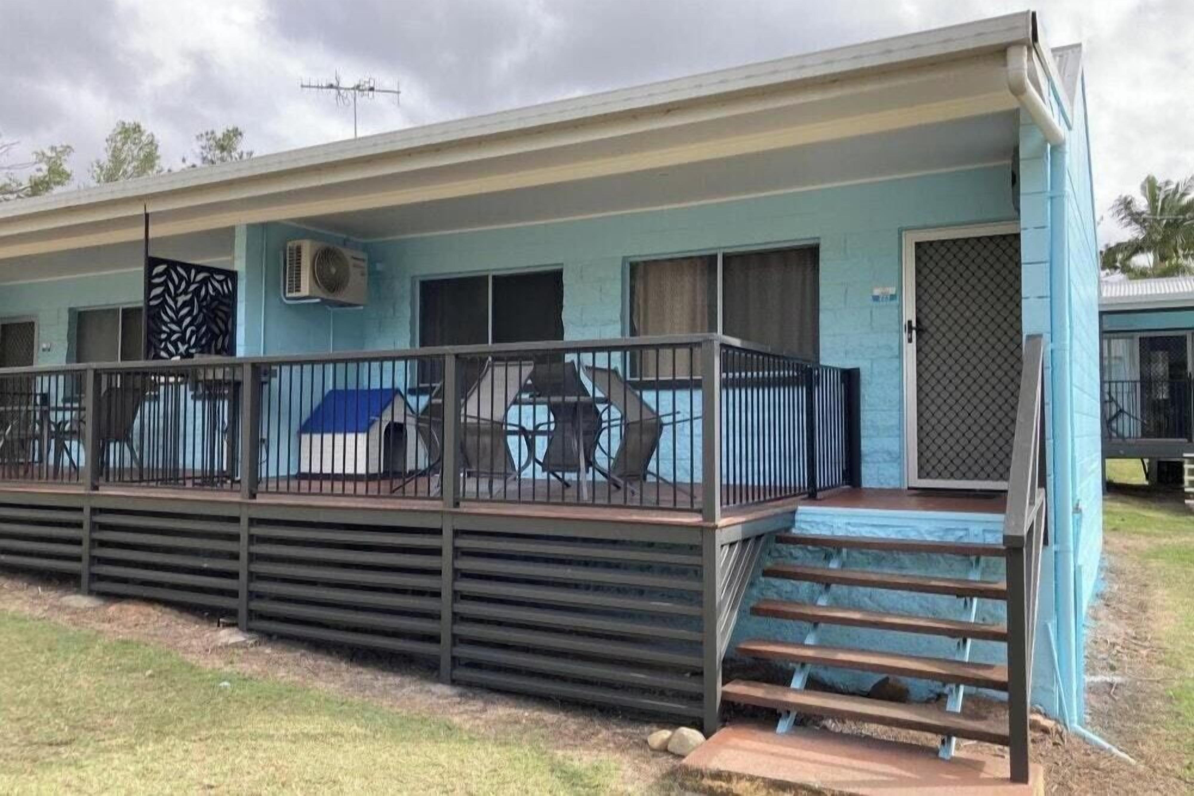 Standard 1 Bedroom Poolside Unit - S6 | In-room safe, iron/ironing board, free WiFi, bed sheets