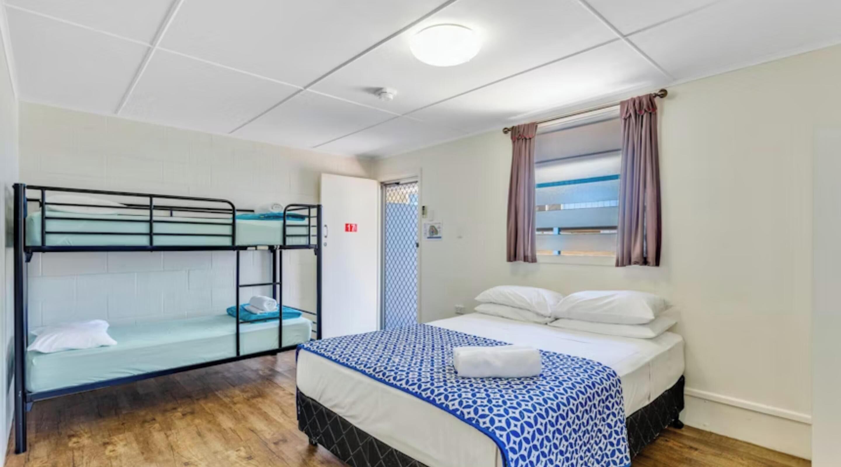 Economy Studio Unit - S4