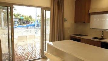 Deluxe 2 Bedroom Poolside Cabin - S6