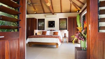 Honeymoon Villa 12 | 2 bedrooms, in-room safe, iron/ironing board, free WiFi
