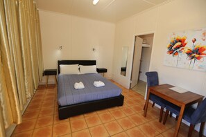 أغطية فراش متميزة ومكواة/لوح كي وأسرّة أطفال/رضّع وواي فاي مجانًا