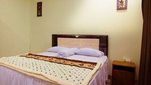 Superior Room | WiFi (free) - GM Bali Guesthouse (Kuta)