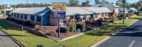 Albert Motel