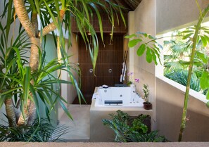 Free toiletries, hair dryer, bathrobes, slippers