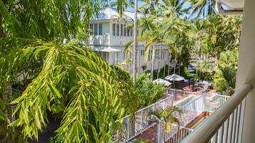 Pemandangan dari kamar