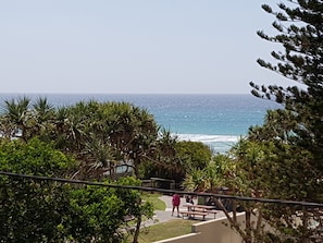 2 Bedroom Apartment (Ocean view, Unit 11) | Beach/ocean view