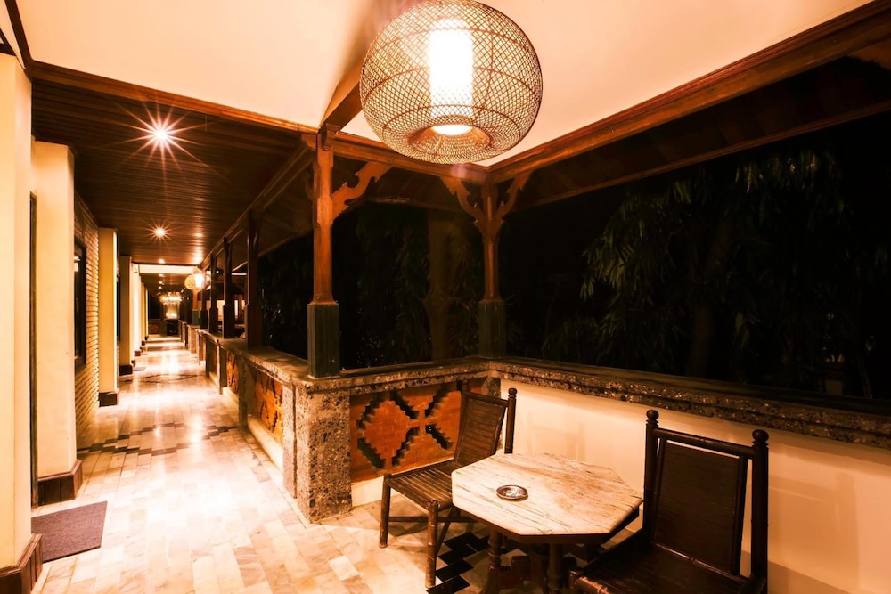 Bali Bungalo by null