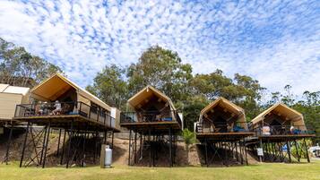 Oceanview Safari Tent | Bed sheets